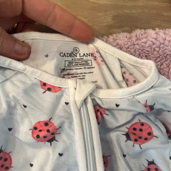 Lot 12 month clothes - Picture 6 of 6